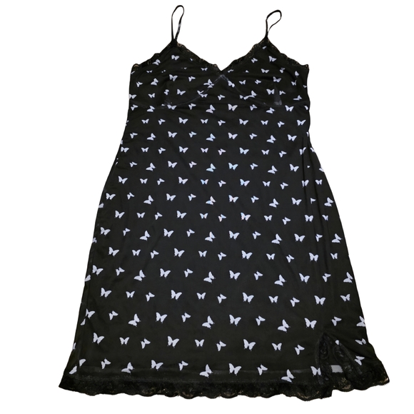 wild fable Dresses & Skirts - Wild Fable Black Butterfly Slip Dress Lace Trim Mini Size Large